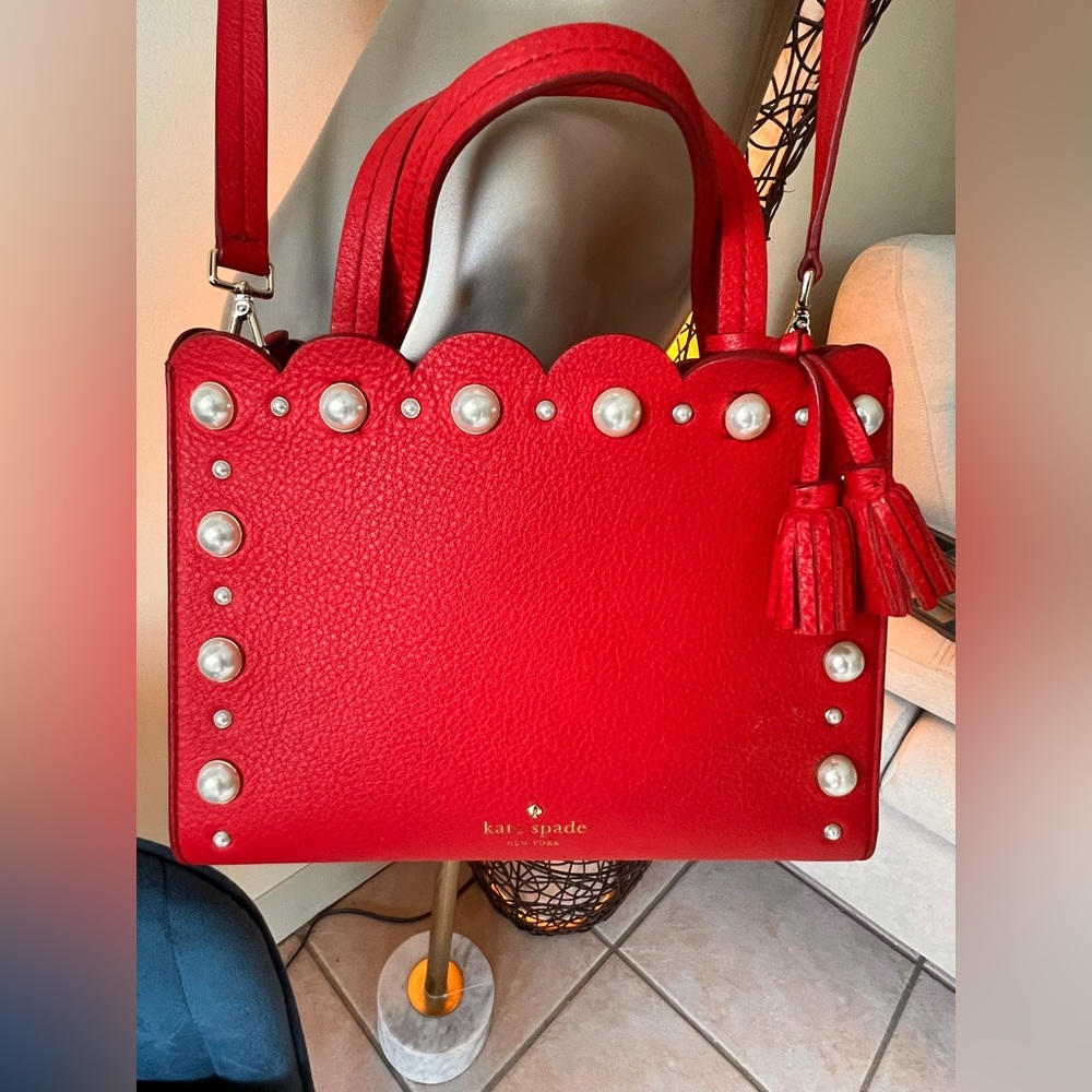 Kate Spade New York Hayes Street Pearl Small Bag Red